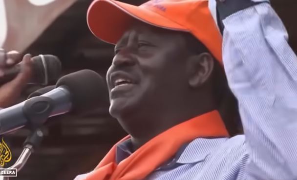 Raila Odinga ad una manifestazio del suo partito arancione