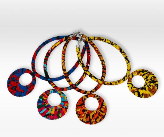 Nella calza della Befana perchè non mettere una collana di Tuinuke?